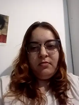 SpicyEmily_XX's cam snapshot