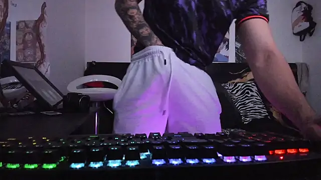 Dominatofstupid's cam snapshot