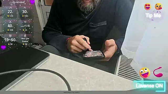 TARKAN1's cam snapshot