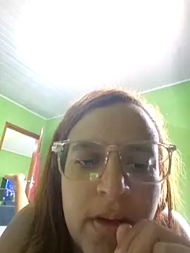 AliceRuivinha2 live sex cam