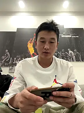 YJBJ258258's cam snapshot