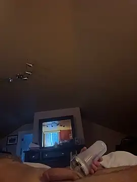 DILFiGuess1's cam snapshot