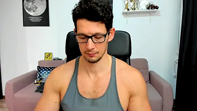 BrutusK08's cam snapshot