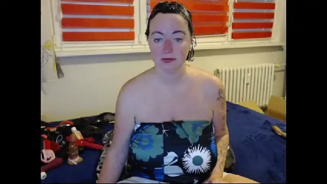 Alexie33's cam snapshot