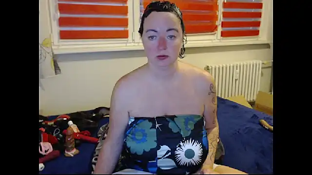 Alexie33's cam snapshot