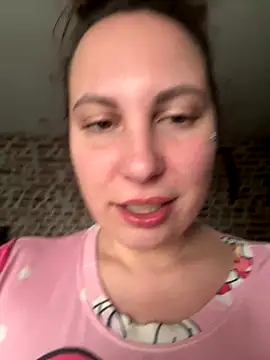 Yanacool007's cam snapshot