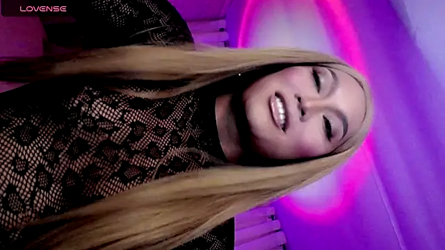 KaGoddessonXXX live sex cam