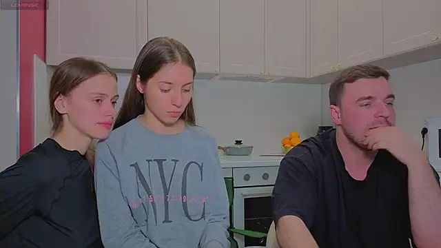 fcjuicy_pussy's cam snapshot