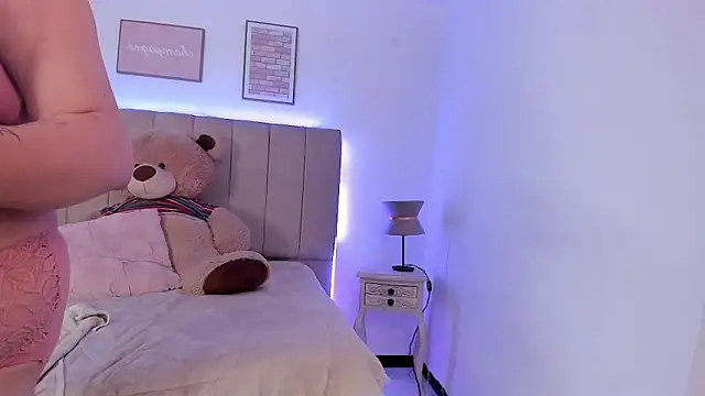 sam_von_tess's cam snapshot