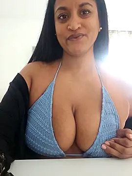 Busty_AriaX live sex cam
