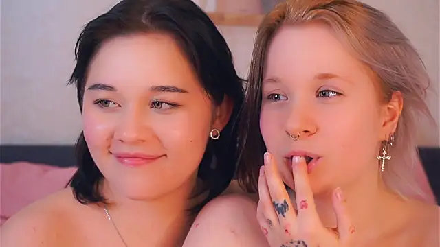 EviaVanveen live sex cam