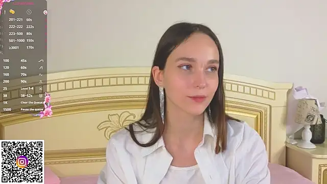 SoftieDream's cam snapshot