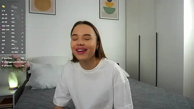 JunieTrippett's cam snapshot