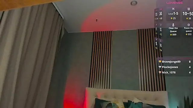 boob-lick live sex cam