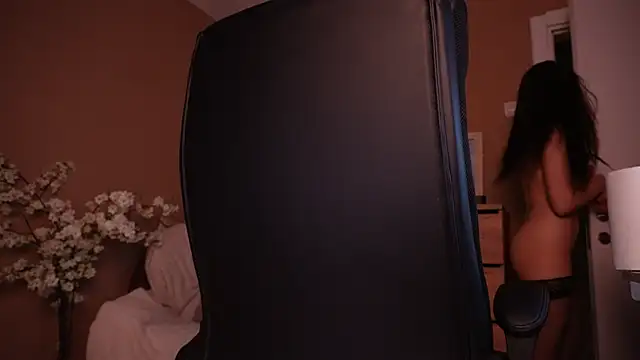 KaylaLaine's cam snapshot