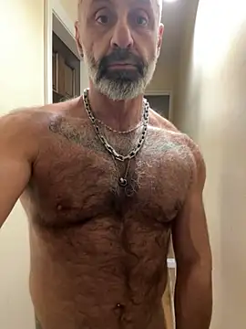 DaddySnowXX live sex cam