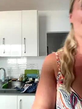 NastyMilf_ live sex cam