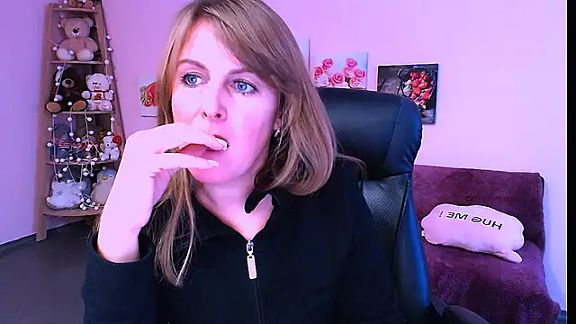 Hot_Milady's cam snapshot