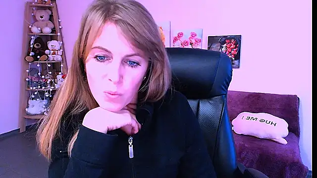 Hot_Milady's cam snapshot