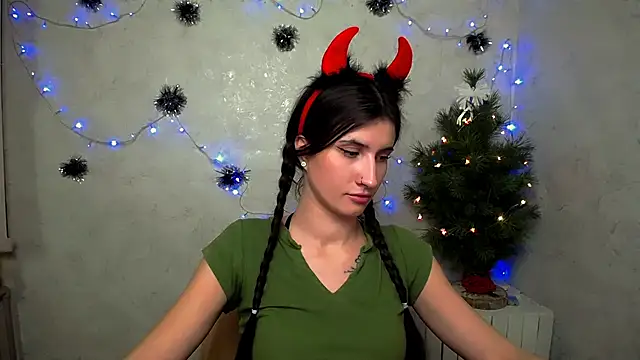 MaryEm976's cam snapshot