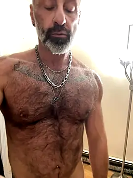 DaddySnowXX live sex cam