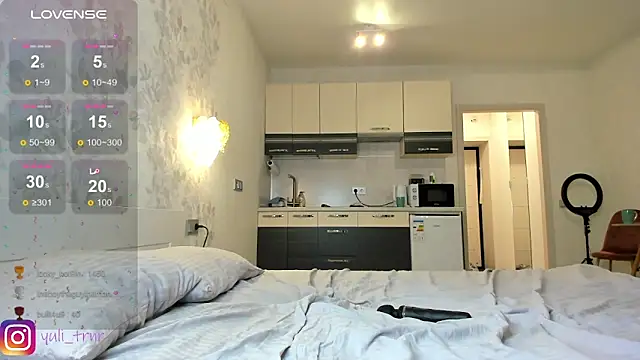 July_Terner live sex cam