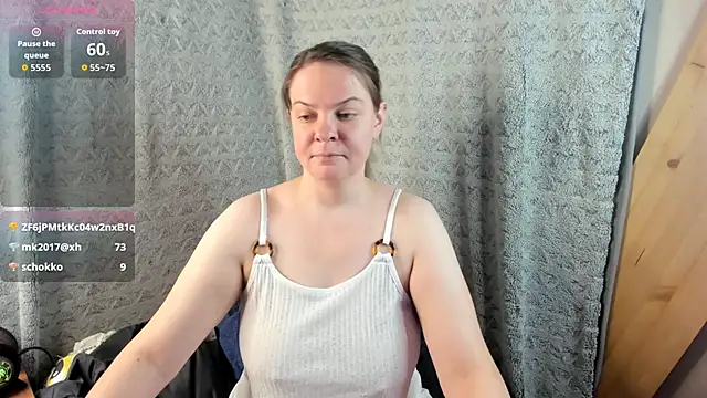 MiaLores's cam snapshot