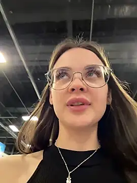 KristiRich's cam snapshot