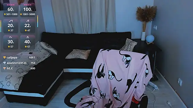 Millie_Vanillies's cam snapshot