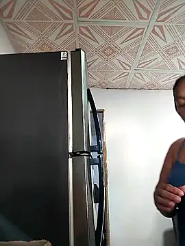 Naomi-Mature's cam snapshot