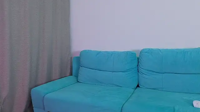 LuxyLust's cam snapshot