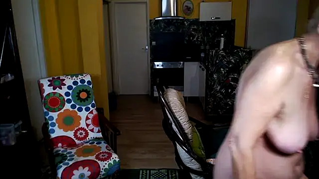 NASSYMIA03's cam snapshot