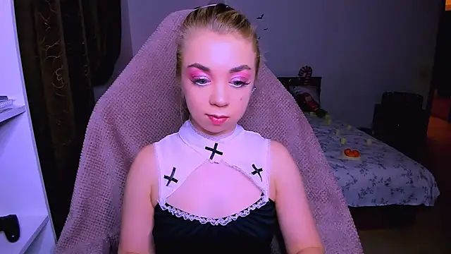 littleSiyfairy's cam snapshot