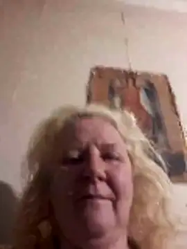 LoveCupid5451's cam snapshot