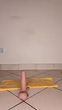 Perqueen's cam snapshot