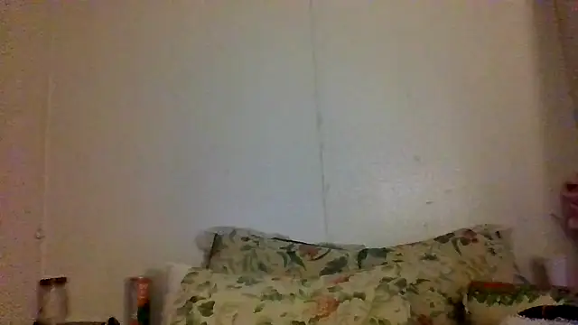 YOUNGFLICKA's cam snapshot