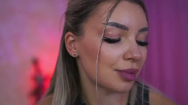 ArtTeasee live sex cam