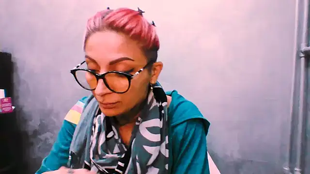 Lucky_Deniz's cam snapshot