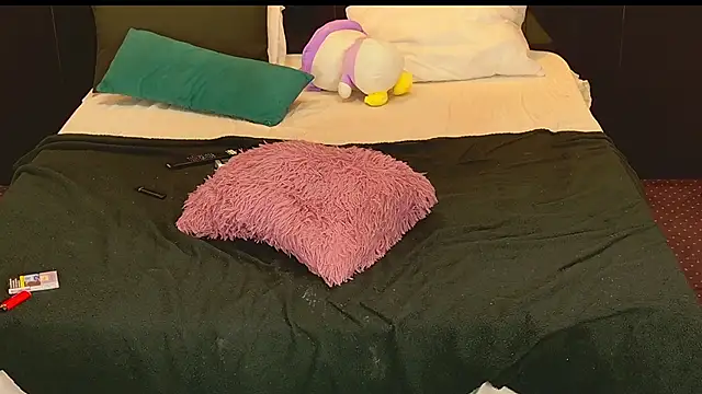 MeganSin_'s cam snapshot