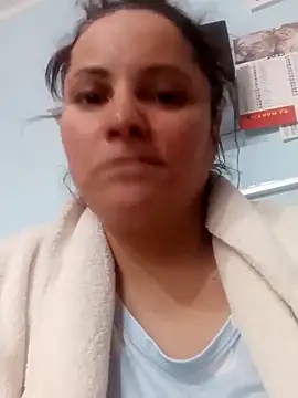 Cassandrina1's cam snapshot