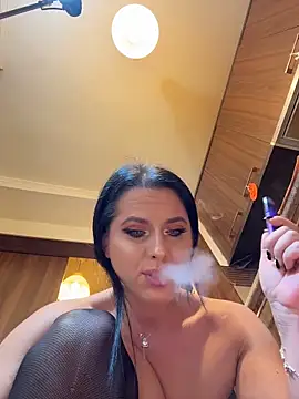 Hotmomcheckk_'s cam snapshot