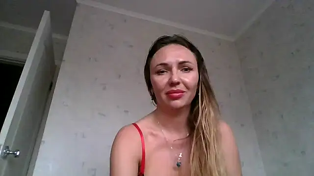 AngelinaLove28's cam snapshot