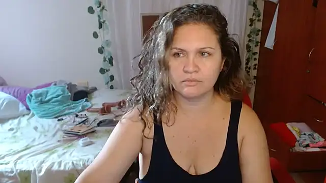 helenca43's cam snapshot