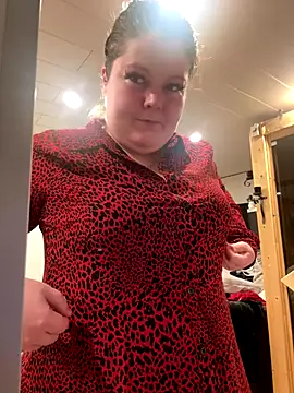 BootyLola's cam snapshot