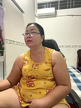 Alinat_'s cam snapshot