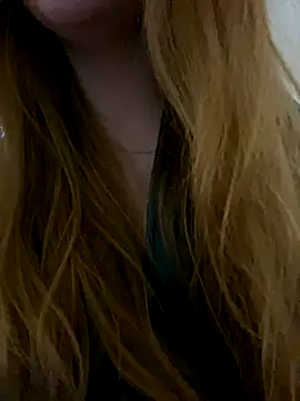 -MimmiLissa-'s cam snapshot