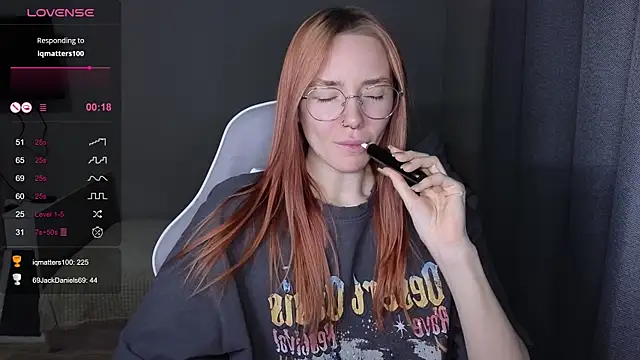 littlevildevil's cam snapshot