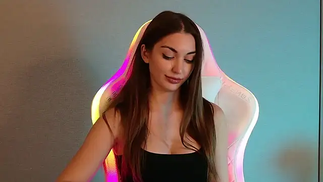 AdeleGilbert's cam snapshot