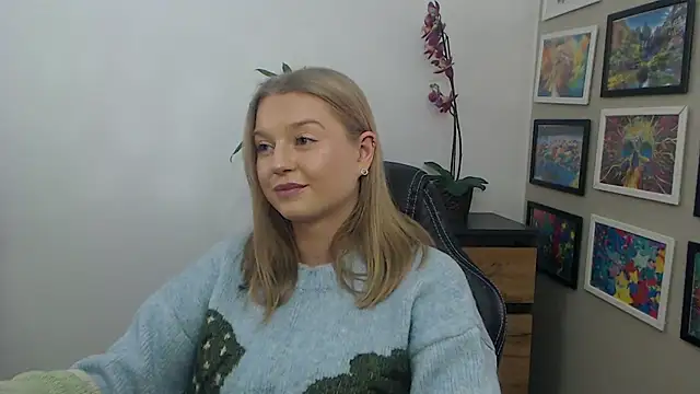 Mysteryerica's cam snapshot