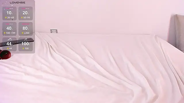 Tina_curly's cam snapshot